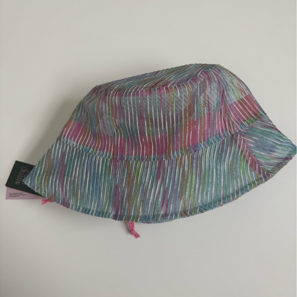 Wild Fable Mesh Utility Bucket Hat- Rainbow Pattern One Size Lightweight NWT - Picture 6 of 6
